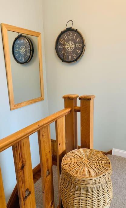 May Cottage - Heart Of Vibrant Village & 10 Mins Walk To Beach Milford on Sea Exterior foto